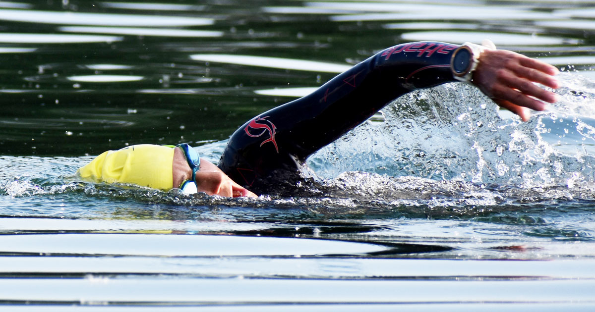 schwimmen im sommer